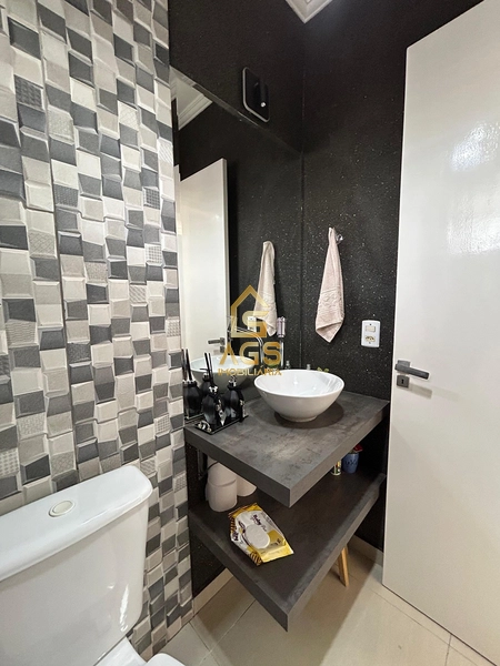 Sobrado 3 dormitórios semimobiliado no bairro Montanha : 2ª foto da galeria de imagens do imóvel