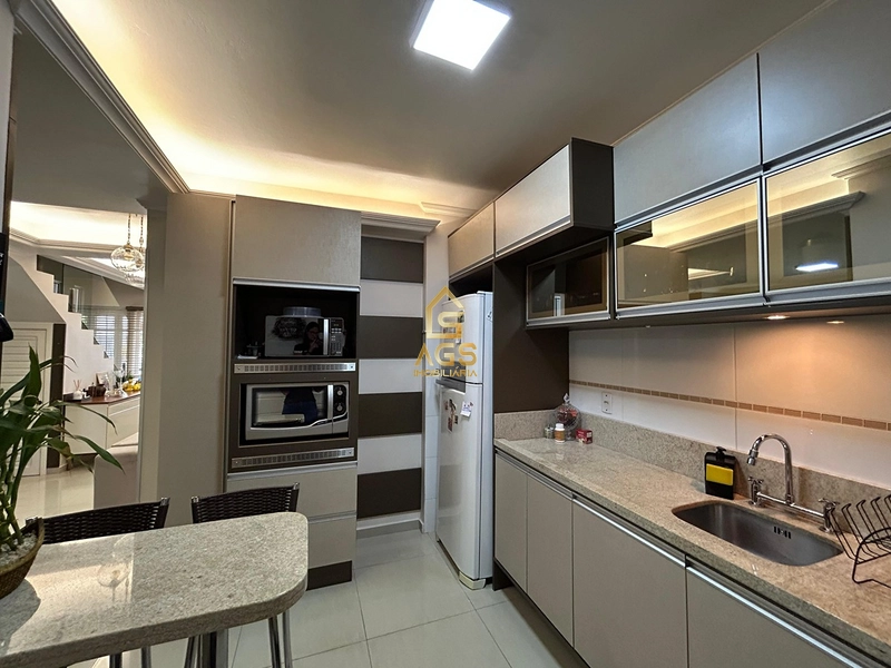 Sobrado 3 dormitórios semimobiliado no bairro Montanha : 31ª foto da galeria de imagens do imóvel