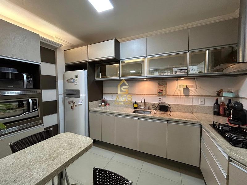 Sobrado 3 dormitórios semimobiliado no bairro Montanha : 22ª foto da galeria de imagens do imóvel