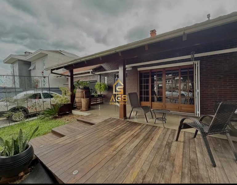 Casa 4 dormitórios Alto do Parque : 2ª foto da galeria de imagens do imóvel