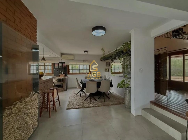 Casa 4 dormitórios Alto do Parque : 6ª foto da galeria de imagens do imóvel