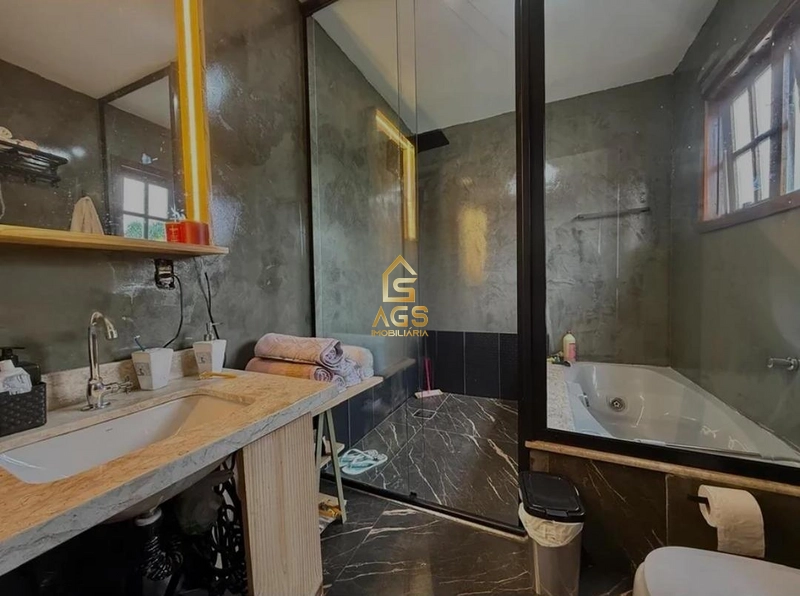 Casa 4 dormitórios Alto do Parque : 13ª foto da galeria de imagens do imóvel