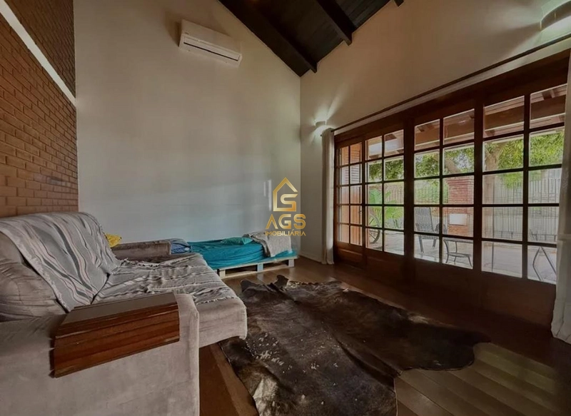 Casa 4 dormitórios Alto do Parque : 3ª foto da galeria de imagens do imóvel