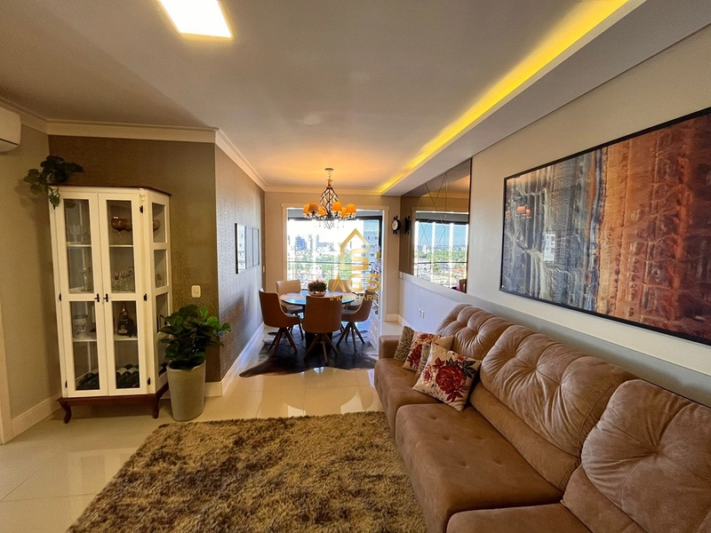 APARTAMENTO 3 DORMITÓRIOS À VENDA NO SÃO CRISTÓVÃO: 2ª foto da galeria de imagens do imóvel