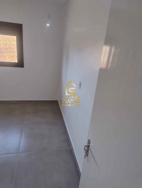 CASA 3 DORMITÓRIOS EM ESTRELA: 21ª foto da galeria de imagens do imóvel