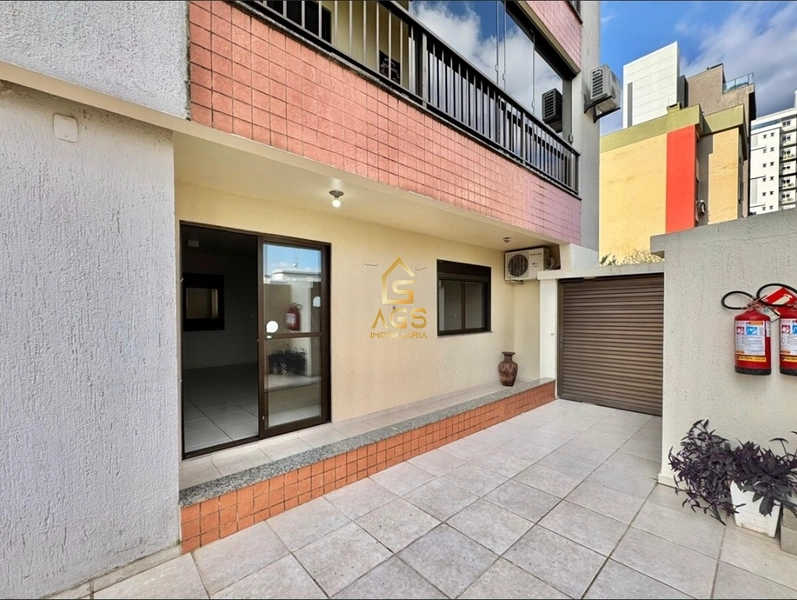 Apartamento Semi-mobiliado 2 dormitórios : 2ª foto da galeria de imagens do imóvel