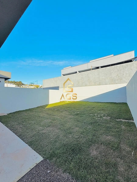 Casa geminada 2 dormitórios em Conventos : 2ª foto da galeria de imagens do imóvel