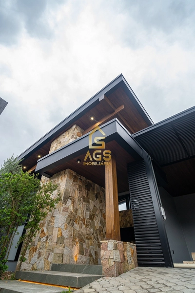 CASA PLANA NO BAIRRO UNIVERSITÁRIO: 2ª foto da galeria de imagens do imóvel