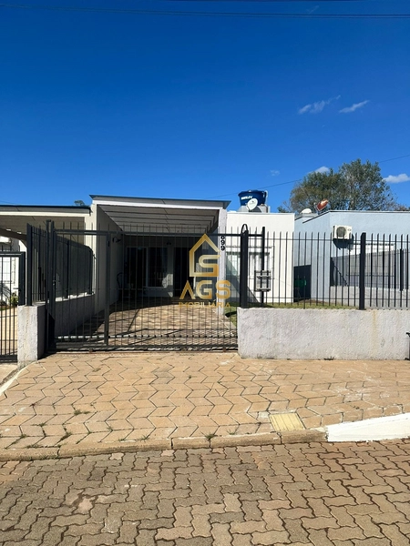 Casa e dormitórios à venda no Bairro Centenário – Lajeado/RS: 2ª foto da galeria de imagens do imóvel