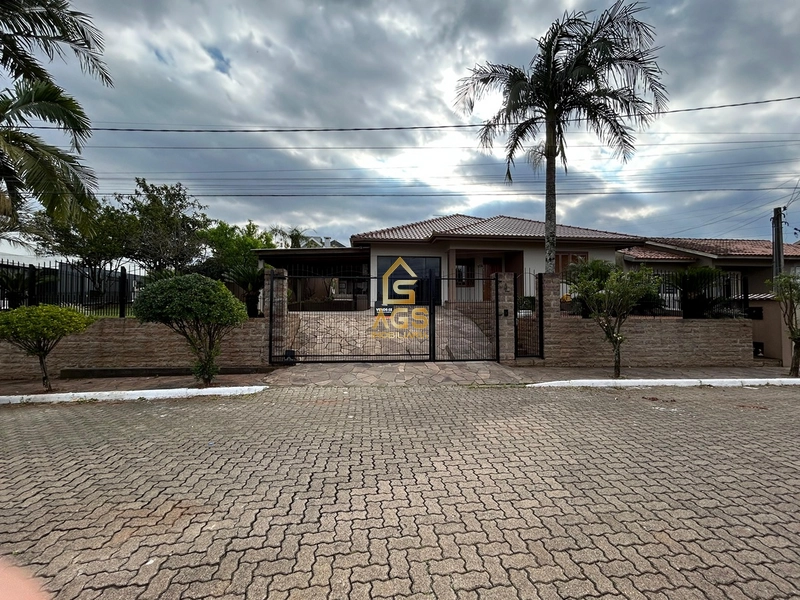  Casa Alto Padrão Mobiliada no Bairro Universitário – Loteamento Verdes Vales: 3ª foto da galeria de imagens do imóvel