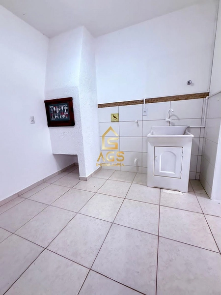 CASA 3 DORMITÓRIOS À VENDA NO BAIRRO JARDIM DO CEDRO: 10ª foto da galeria de imagens do imóvel