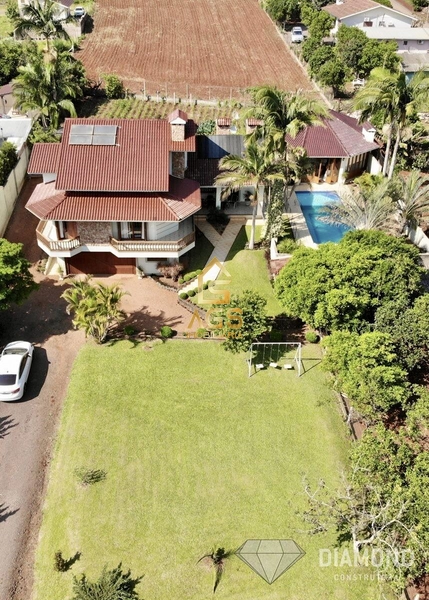 CASA 4 DORMITÓRIOS À VENDA EM LAJEADO: 1ª foto da galeria de imagens do imóvel