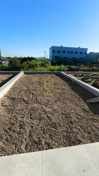 Sobrado 3 dormitórios de esquina em Conventos: 5ª foto da galeria de imagens do imóvel