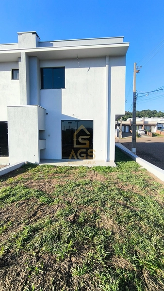 Sobrado 3 dormitórios de esquina em Conventos: 3ª foto da galeria de imagens do imóvel