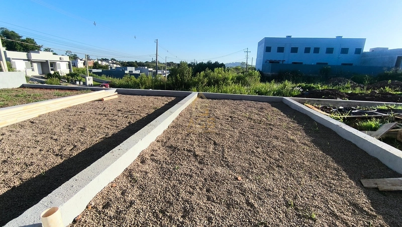 Sobrado 3 dormitórios de esquina em Conventos: 4ª foto da galeria de imagens do imóvel