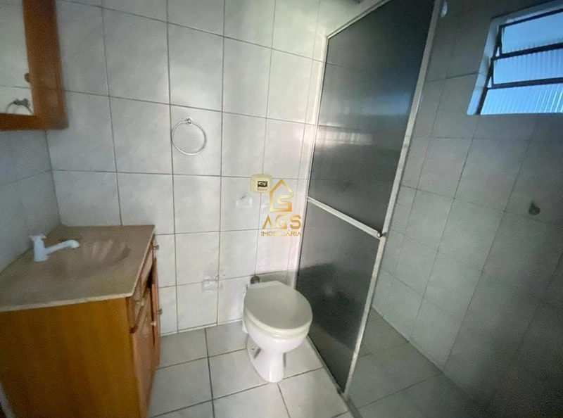 Casa 4 dormitórios no bairro Universitário : 5ª foto da galeria de imagens do imóvel