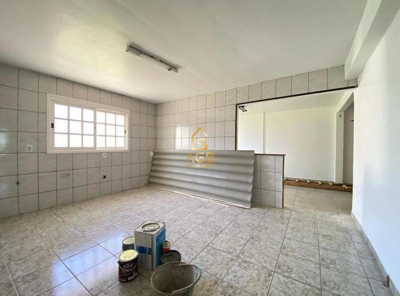 Casa 4 dormitórios no bairro Universitário : 14ª foto da galeria de imagens do imóvel