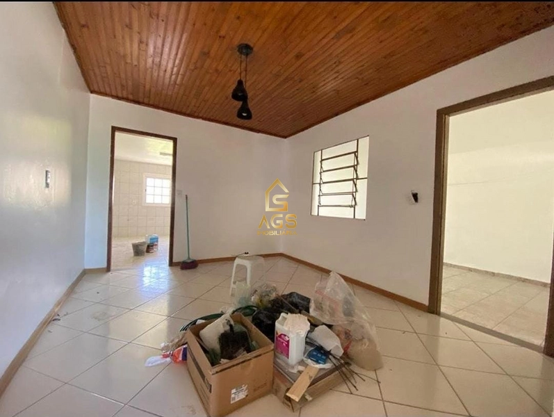 Casa 4 dormitórios no bairro Universitário : 9ª foto da galeria de imagens do imóvel