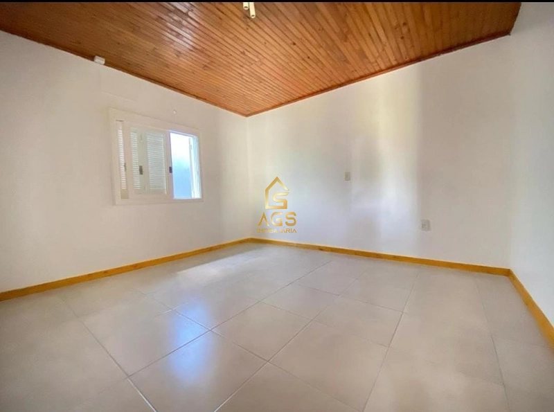 Casa 4 dormitórios no bairro Universitário : 7ª foto da galeria de imagens do imóvel