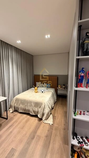 Casa alto padrão 4 dormitórios: 17ª foto da galeria de imagens do imóvel