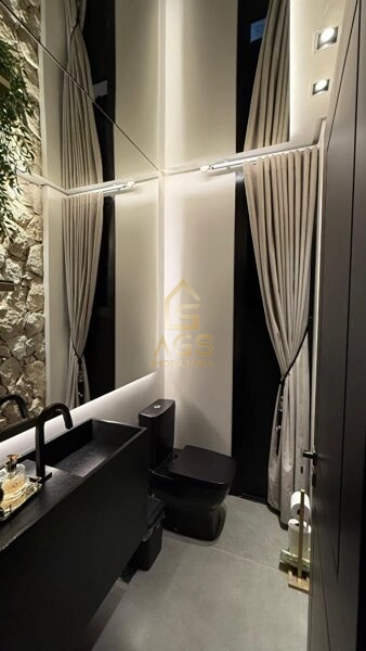 Casa alto padrão 4 dormitórios: 13ª foto da galeria de imagens do imóvel