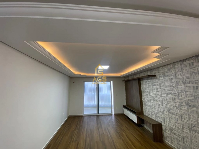 Apartamento  3 dormitórios semimobiliado: 1ª foto da galeria de imagens do imóvel