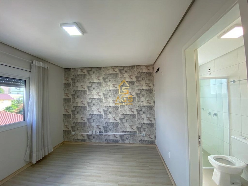 Apartamento  3 dormitórios semimobiliado: 2ª foto da galeria de imagens do imóvel