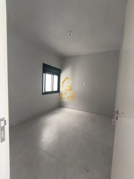 Casa geminada em Conventos : 8ª foto da galeria de imagens do imóvel