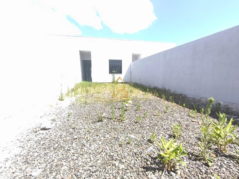 Casa geminada em Conventos : 11ª foto da galeria de imagens do imóvel