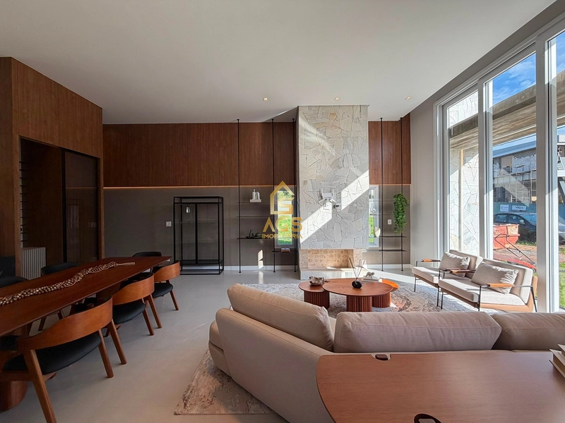 CASA ALTO PADRÃO DE 3 SUÍTES EM CONDOMINIO FECHADO: 13ª foto da galeria de imagens do imóvel