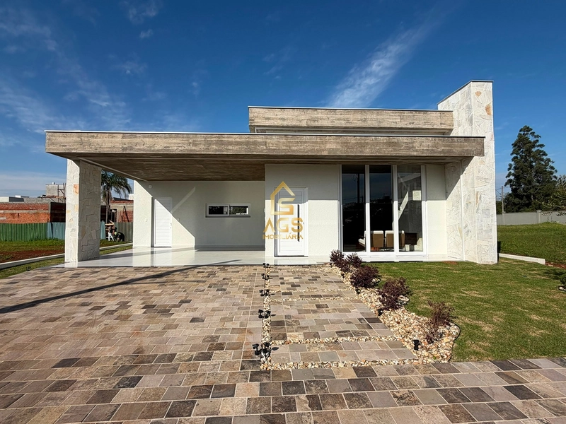 CASA ALTO PADRÃO DE 3 SUÍTES EM CONDOMINIO FECHADO: 17ª foto da galeria de imagens do imóvel