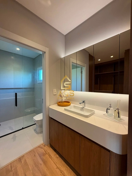 CASA ALTO PADRÃO DE 3 SUÍTES EM CONDOMINIO FECHADO: 27ª foto da galeria de imagens do imóvel