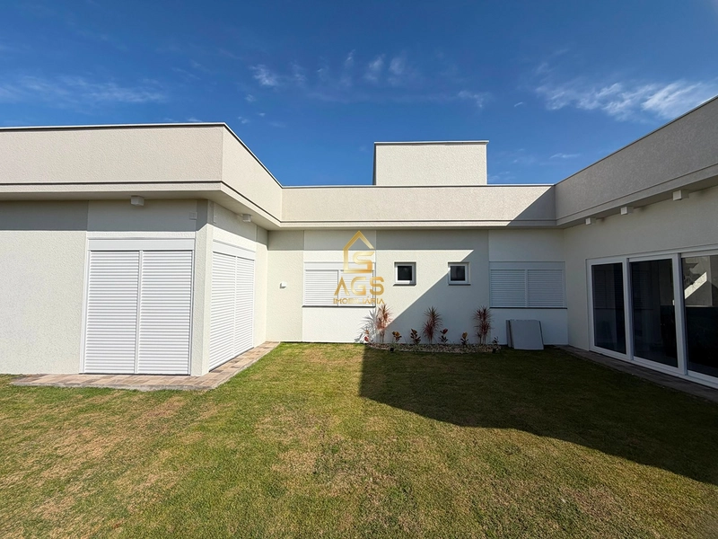 CASA ALTO PADRÃO DE 3 SUÍTES EM CONDOMINIO FECHADO: 12ª foto da galeria de imagens do imóvel