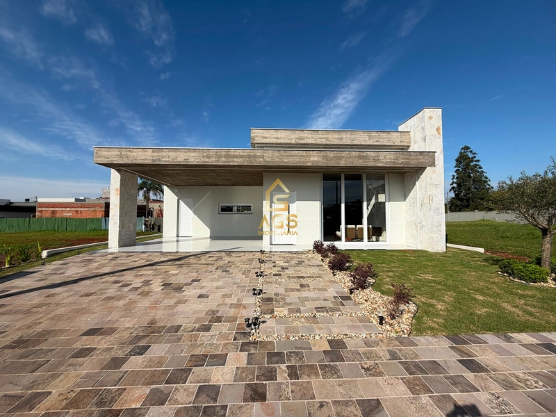 CASA ALTO PADRÃO DE 3 SUÍTES EM CONDOMINIO FECHADO: 16ª foto da galeria de imagens do imóvel