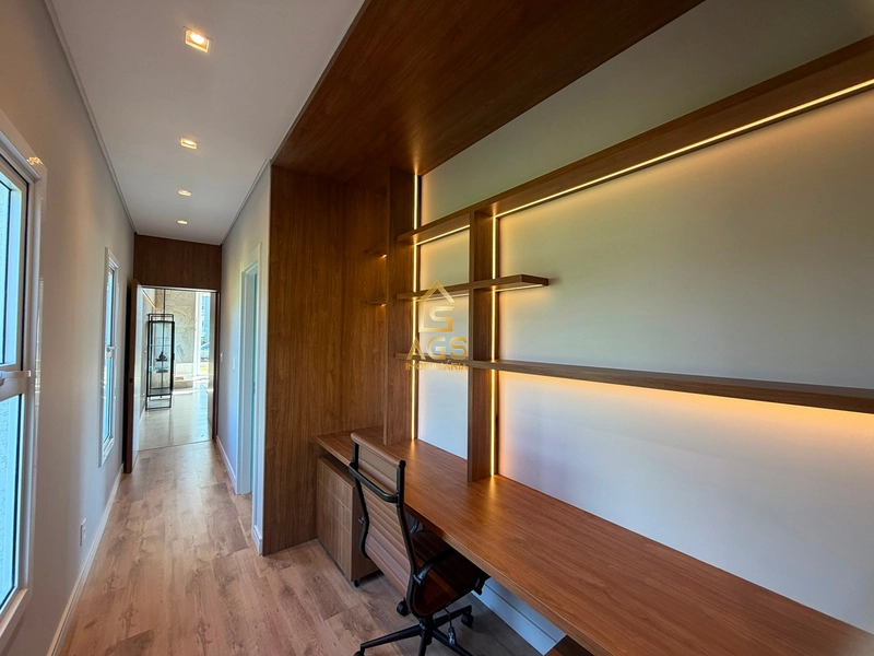 CASA ALTO PADRÃO DE 3 SUÍTES EM CONDOMINIO FECHADO: 20ª foto da galeria de imagens do imóvel