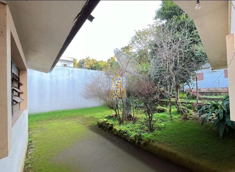 Casa 3 dormitórios no bairro Universitário : 3ª foto da galeria de imagens do imóvel