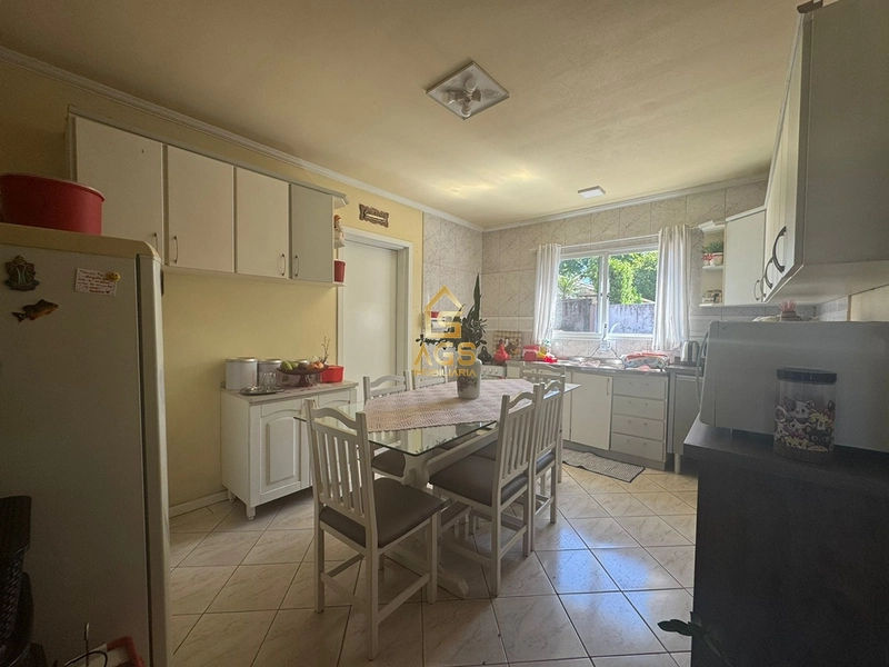 Casa 3 dormitórios no bairro Universitário : 9ª foto da galeria de imagens do imóvel