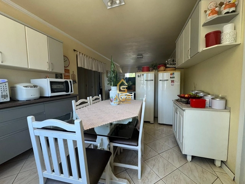 Casa 3 dormitórios no bairro Universitário : 8ª foto da galeria de imagens do imóvel