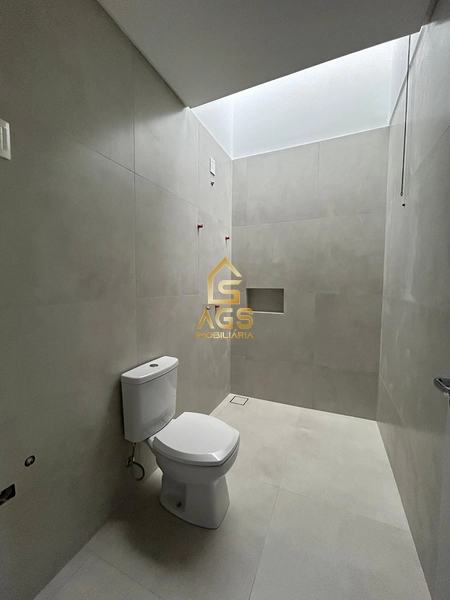 Sobrado de 3 dormitórios e duas vagas de garagem: 9ª foto da galeria de imagens do imóvel