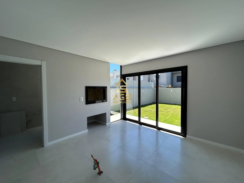 Sobrado de 3 dormitórios e duas vagas de garagem: 18ª foto da galeria de imagens do imóvel