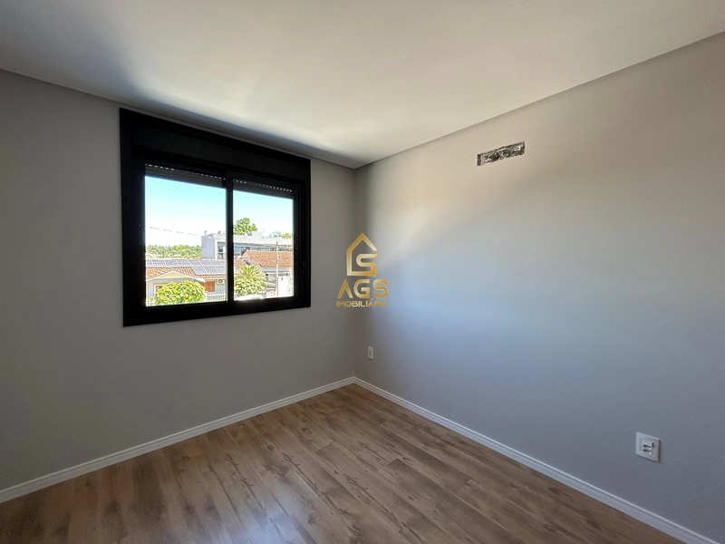 Sobrado de 3 dormitórios e duas vagas de garagem: 6ª foto da galeria de imagens do imóvel