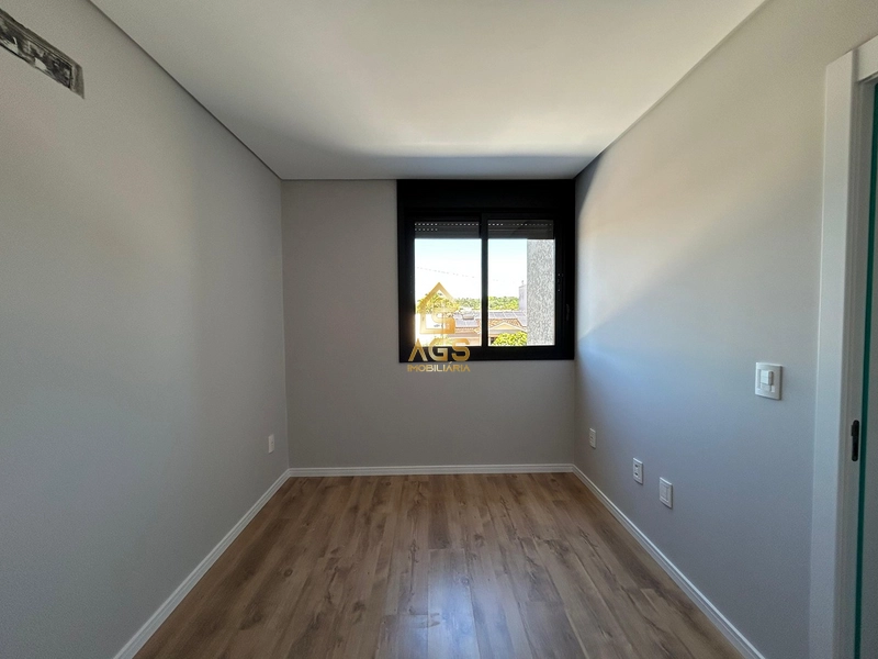 Sobrado de 3 dormitórios e duas vagas de garagem: 8ª foto da galeria de imagens do imóvel