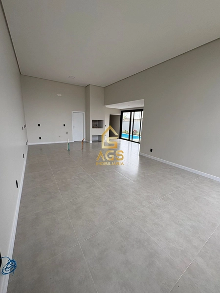 CASA EM CONDOMÍNIO FECHADO : 5ª foto da galeria de imagens do imóvel