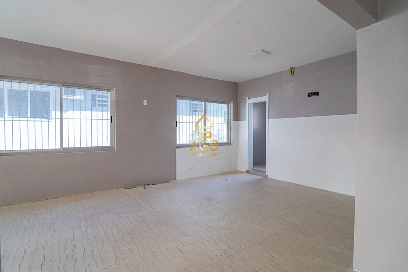 CASA À VENDA NO CENTRO DE LAJEADO: 2ª foto da galeria de imagens do imóvel