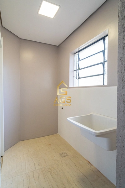 CASA À VENDA NO CENTRO DE LAJEADO: 6ª foto da galeria de imagens do imóvel