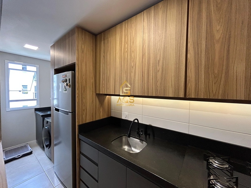 Apartamento 2 dormitórios semi-mobiliado : 2ª foto da galeria de imagens do imóvel