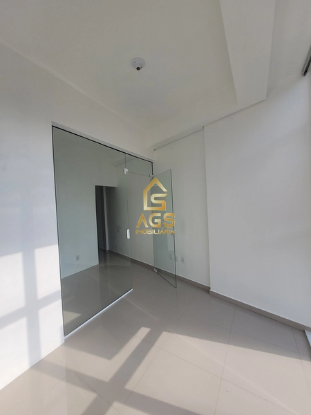 SALA COMERCIAL: 2ª foto da galeria de imagens do imóvel