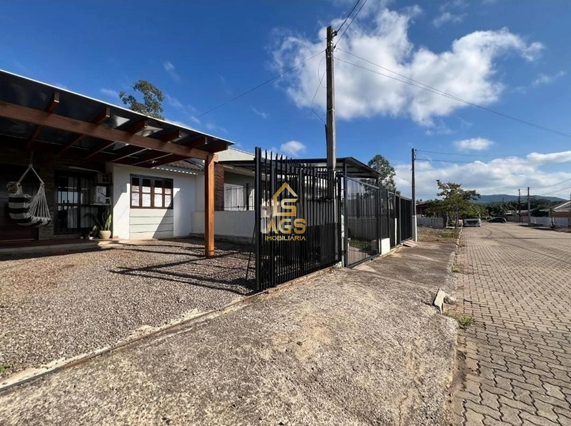 Casa geminada 2 dormitórios em Conventos: 3ª foto da galeria de imagens do imóvel