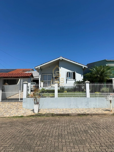 Casa 3 dormitórios à venda: 2ª foto da galeria de imagens do imóvel