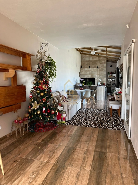 Casa 3 dormitórios à venda: 28ª foto da galeria de imagens do imóvel